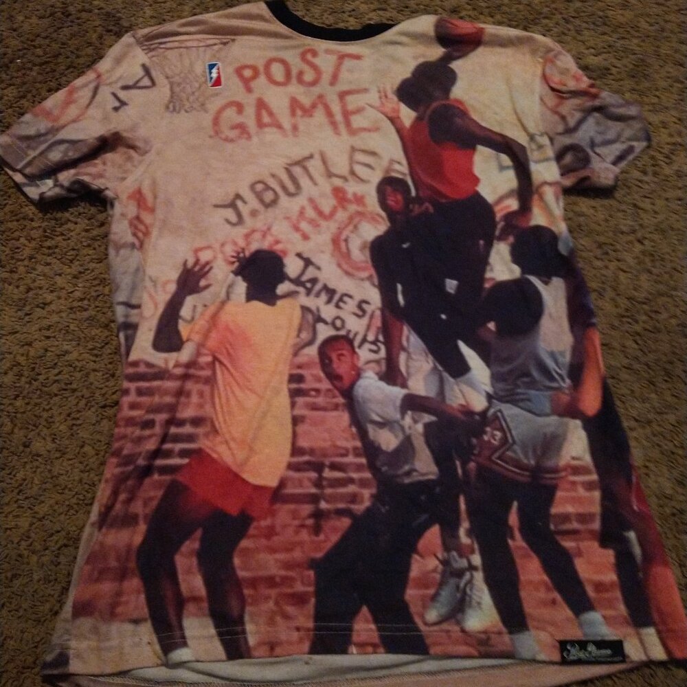 POST GAME Official Athletic Apparel Men's Size S Shirt